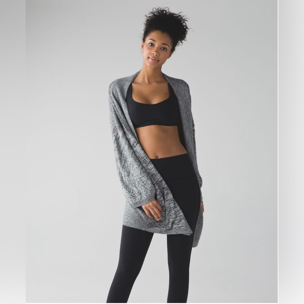 Lululemon Breeze Easy Boolux Wrap